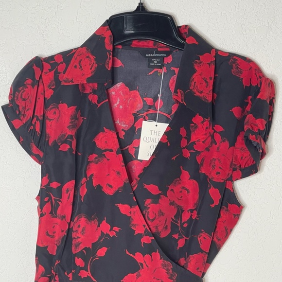 Moda International NWT Floral 100% Silk Wrap Dress Size 10 Black & Red Witchy - Picture 4 of 16